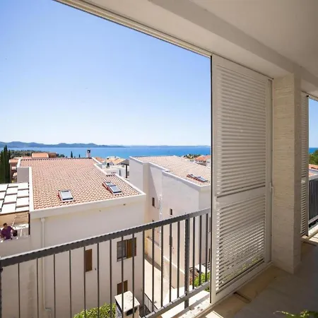 Tirkizni Val Apartamento *