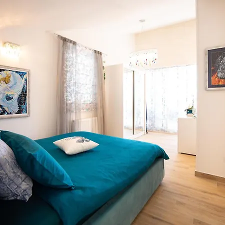 Tirkizni Val Appartement *