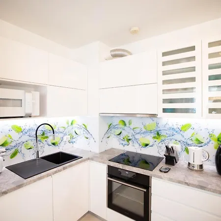 Tirkizni Val 扎达尔