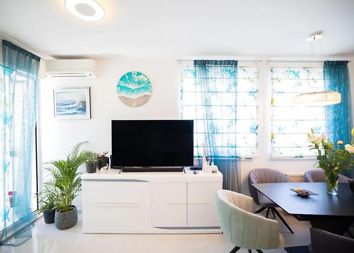 Apartment Tirkizni Val *