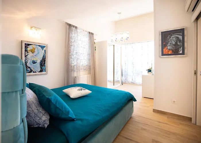 Tirkizni Val Apartment *