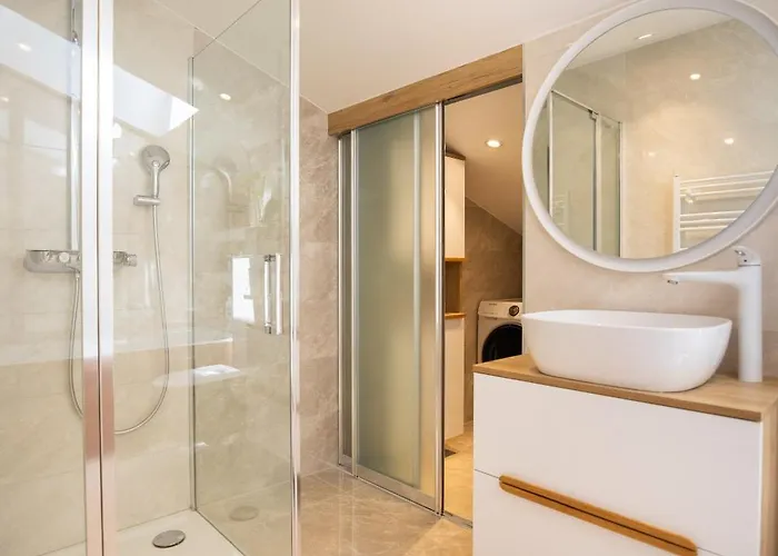 Apartment Tirkizni Val *